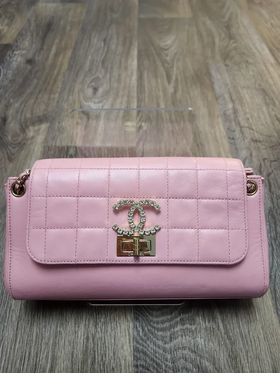 Chanel CC Crystal Brooch | Estate Find | Gold Tone | Made in Italy - Picture 3 of 6